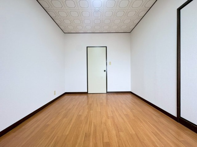 【寝室】 | 吹田市古江台2丁目貸家
