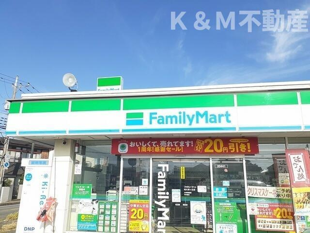カーサ大井Ｃの周辺|ファミリーマートまで750m 