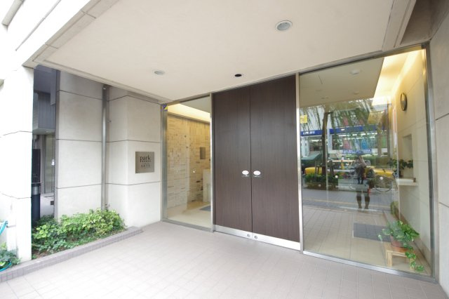 【エントランス】