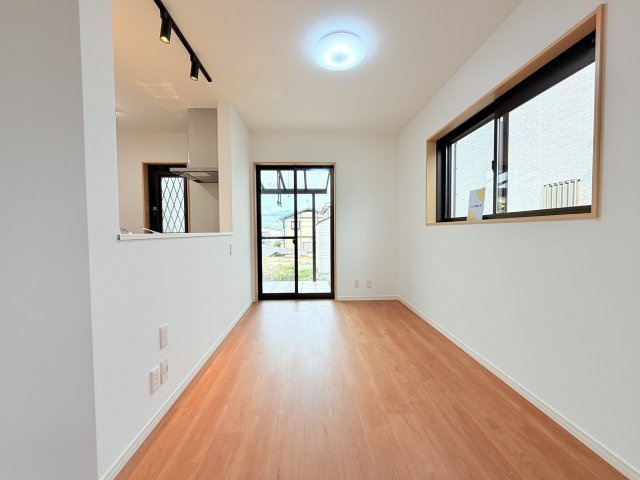 青葉台4丁目戸建ての居間・リビング