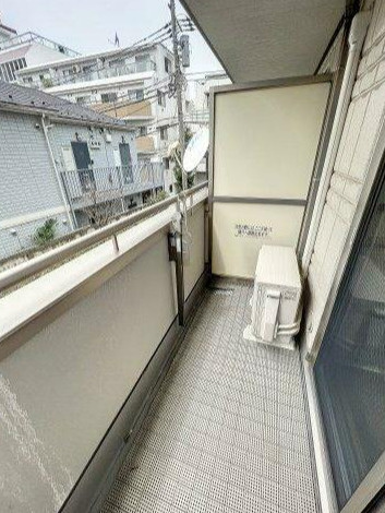 ディアコート方南のバルコニー