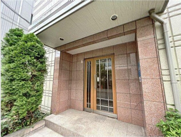 ディアコート方南のエントランス