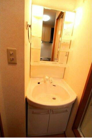 ディアコート方南の洗面所