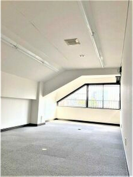 サンニシキの内装