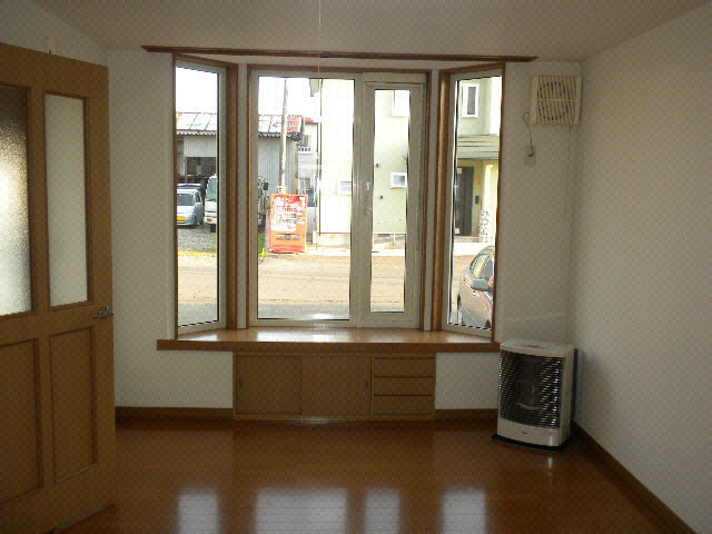 コーポ鈴木Eの居間・リビング