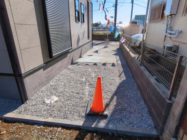 富士見市渡戸２丁目の新築一戸建の駐車場
