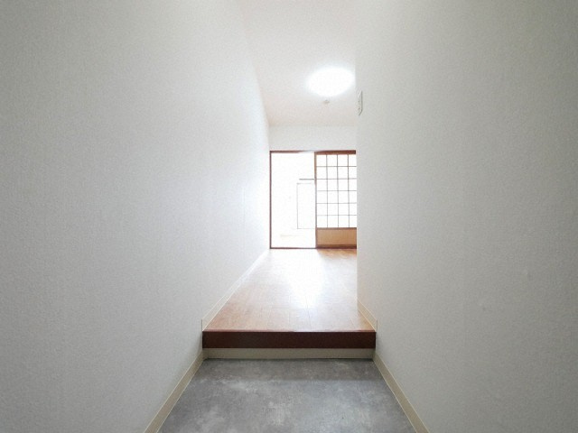 ニューライフ赤坂の玄関