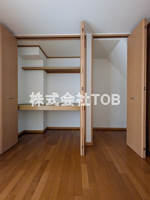 【内装】 | エーデルハイムB棟-永福３丁目- | 地下洋室クローゼット