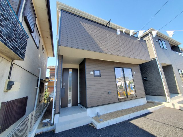 三郷市　早稲田6丁目　新築戸建　全4棟の前面道路含む現地写真|前面道路含む現地写真です