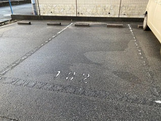 ラベンダー　ハイツの駐車場