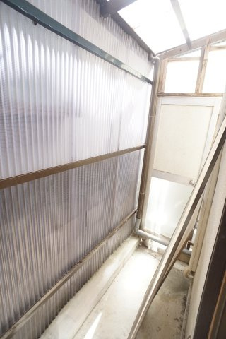 川面6丁目貸家のバルコニー