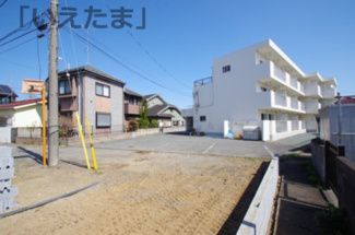 【前面道路含む現地写真】 | 物件側から北東道路を見た画像です。