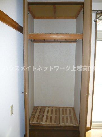 ハイツ２５の収納|クローゼット
（参考同型107号室室内写真）
