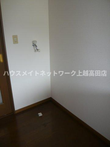 ハイツ２５のその他|洗濯機置場