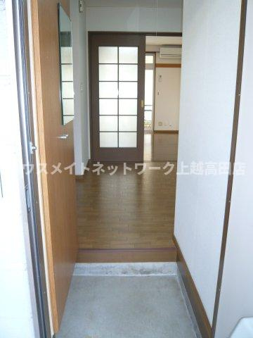 ハイツ２５の玄関|玄関（参考同型107号室室内写真）
