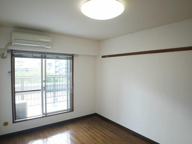 ライオンズマンション池袋の居間・リビング