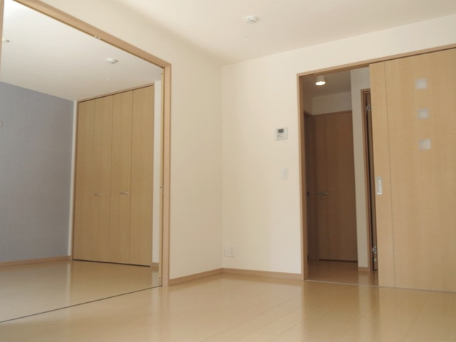 シャルマン　ドミール　Ａの居間・リビング|オールフローリングが嬉しいです！