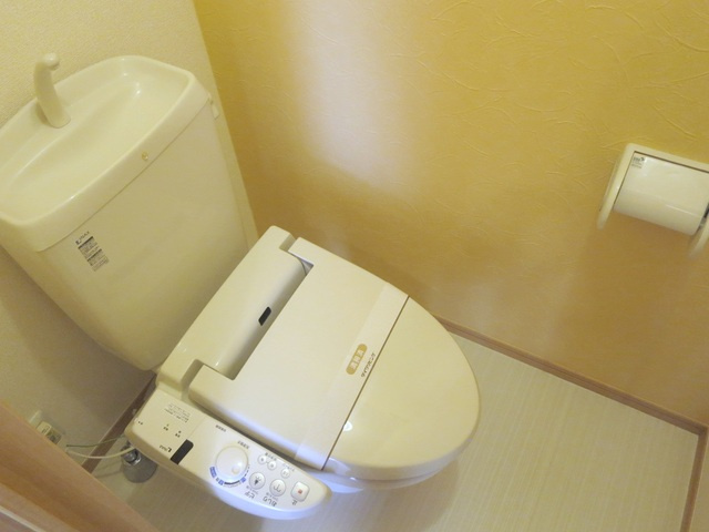 シャルマン　ドミール　Ａのトイレ|温水洗浄便座です。