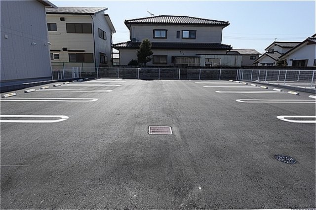 【駐車場】 | TORISIAS　西川田町