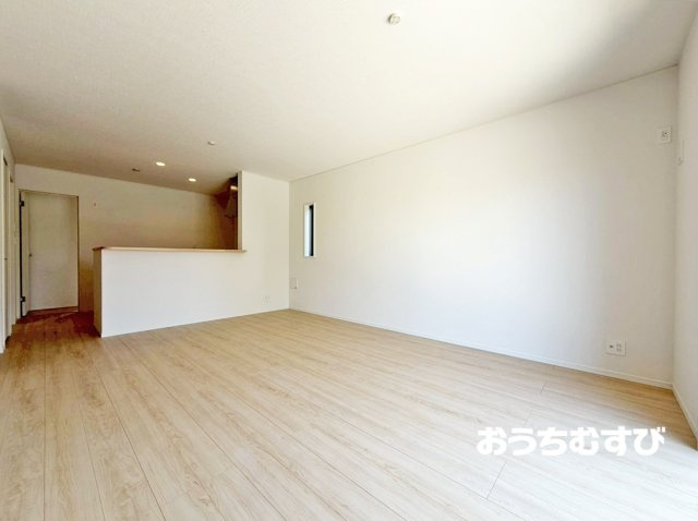 尾張旭市東三郷町第2(全2棟)の居間・リビング