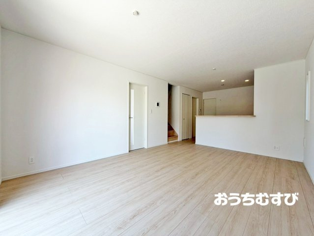 尾張旭市東三郷町第2(全2棟)の居間・リビング