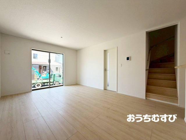 尾張旭市東三郷町第2(全2棟)の居間・リビング