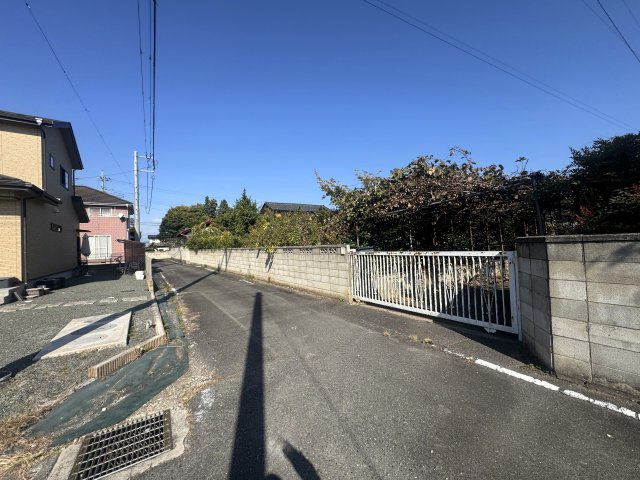 前橋市女屋町　土地　3号地の前面道路含む現地写真|接面道路　西側公道　幅員約4.0ｍ（セットバック後）