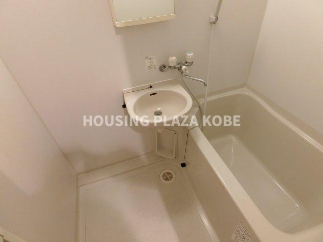 グレイスハイツ大田町の浴室