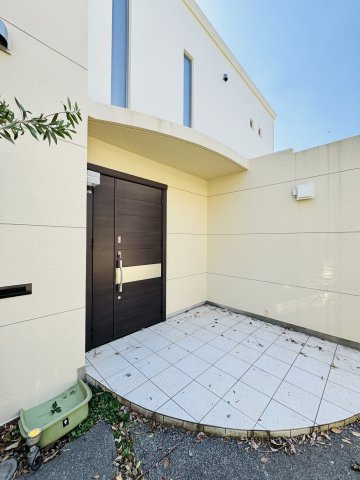 Kamakura Atelier Houseｰ鎌倉市笛田の玄関
