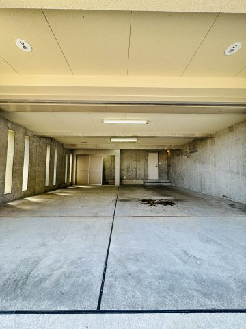 Kamakura Atelier Houseｰ鎌倉市笛田の駐車場