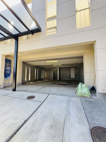 Kamakura Atelier Houseｰ鎌倉市笛田の駐車場