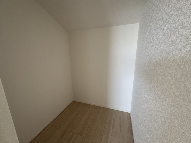 うるま市与那城屋慶名　第6（全4棟）3号棟の収納|3号棟　洋室7.5帖＋WIC2帖付き♪