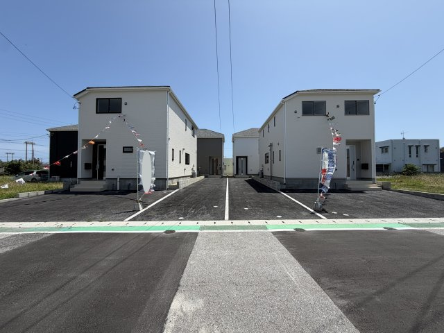 うるま市与那城屋慶名　第6（全4棟）3号棟の外観|3号棟　駐車2台完備♪