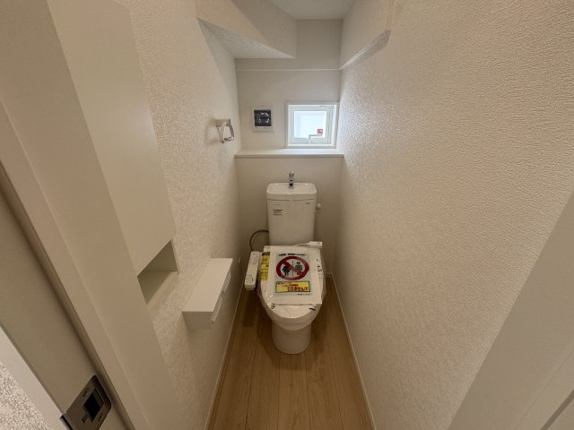 うるま市与那城屋慶名　第6（全4棟）3号棟のトイレ|3号棟　温水洗浄便座♪