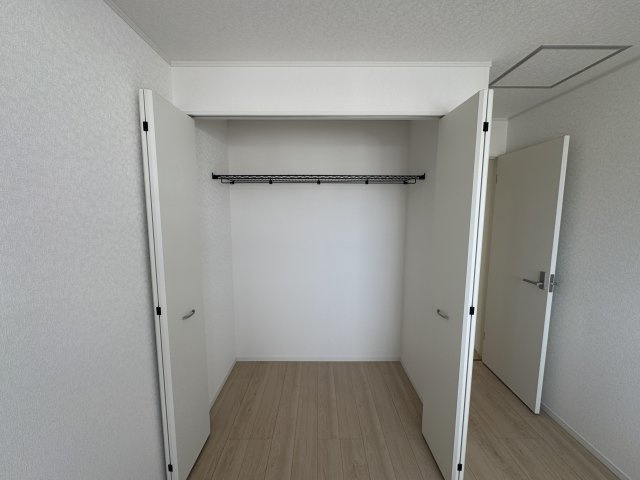 うるま市与那城屋慶名　第6（全4棟）3号棟の収納|3号棟　洋室5.7帖＋CL付き♪