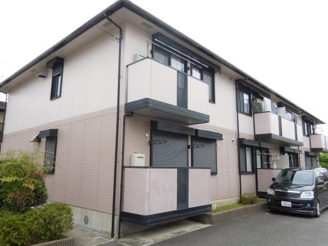 高槻市出丸町のアパート