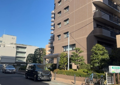 【外観】 | モア・ステージ相模原・富士見 | マンションの外観は非常に重要なポイントです！外観の善し悪しは資産価値に大きな影響を与えます。外観のいいマンションを購入することで、高値で売却がしやすく、買い手が見つかりやすいというメリットがあります。