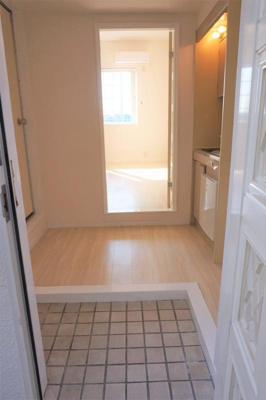 【玄関】 | ローズアパート(Q-088) | 参考写真（同物件別部屋）