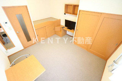 【寝室】 | レオパレスオブリカーサ | 使い勝手のいい寝室です