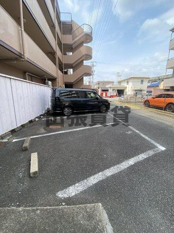 仲介手数料0円！！マンションFTYの駐車場