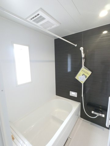 佐賀市大和町東山田第３の内観：施工例|1日の疲れがとれる、ゆったりとしたバスルーム。