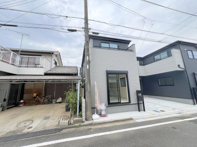 青梅市末広町1丁目　新築戸建全2棟の外観|現地外観