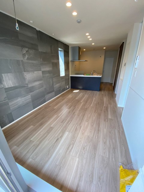 A・friendの居間・リビング|LDK12.6帖　明るい南向き