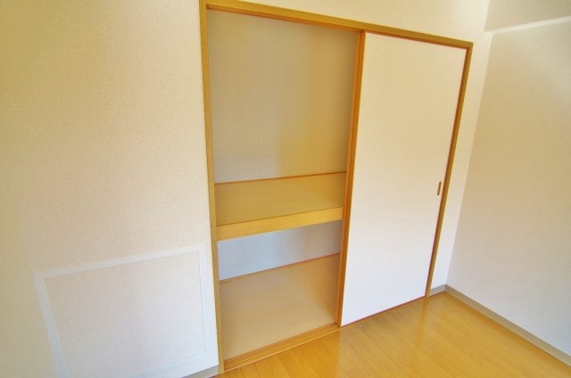 リュウ壱番館の収納