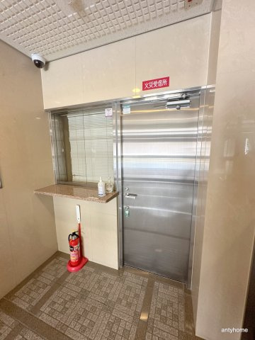 パークハイムうつぼ　仲介手数料無料のロビー