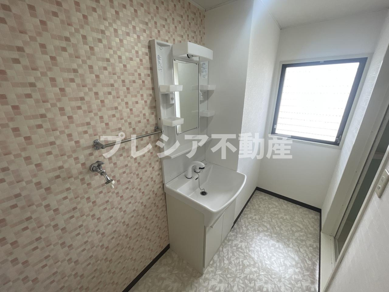 シャルム三田の独立洗面台