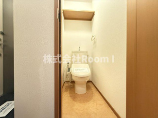 【トイレ】 | トリニティ・旭化成ヘーベルメゾンHEBEL HAUS | ゆったりとした空間のトイレです