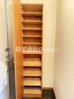 【玄関】 | トリニティ・旭化成ヘーベルメゾンHEBEL HAUS | 落ち着いた玄関です