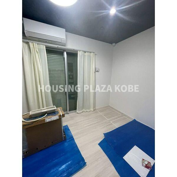 あんしん＋明神町の居間・リビング|建築中写真です