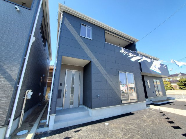 三郷市　早稲田6丁目　新築戸建　全4棟の前面道路含む現地写真|前面道路含む現地写真です